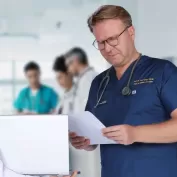 Kalp Damar Cerrahisi Doktoru 15