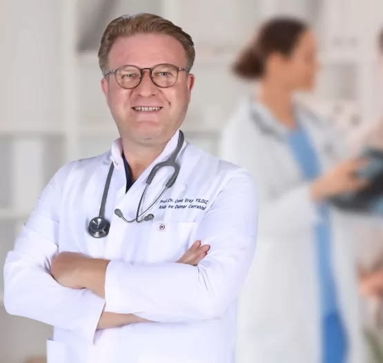kalp damar cerrahisi doktoru cenk eray yıldız
