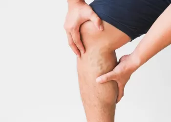 Venöz Yetmezliği Belirtileri Nelerdir? Bu İşaretler Nasıl Okunur?